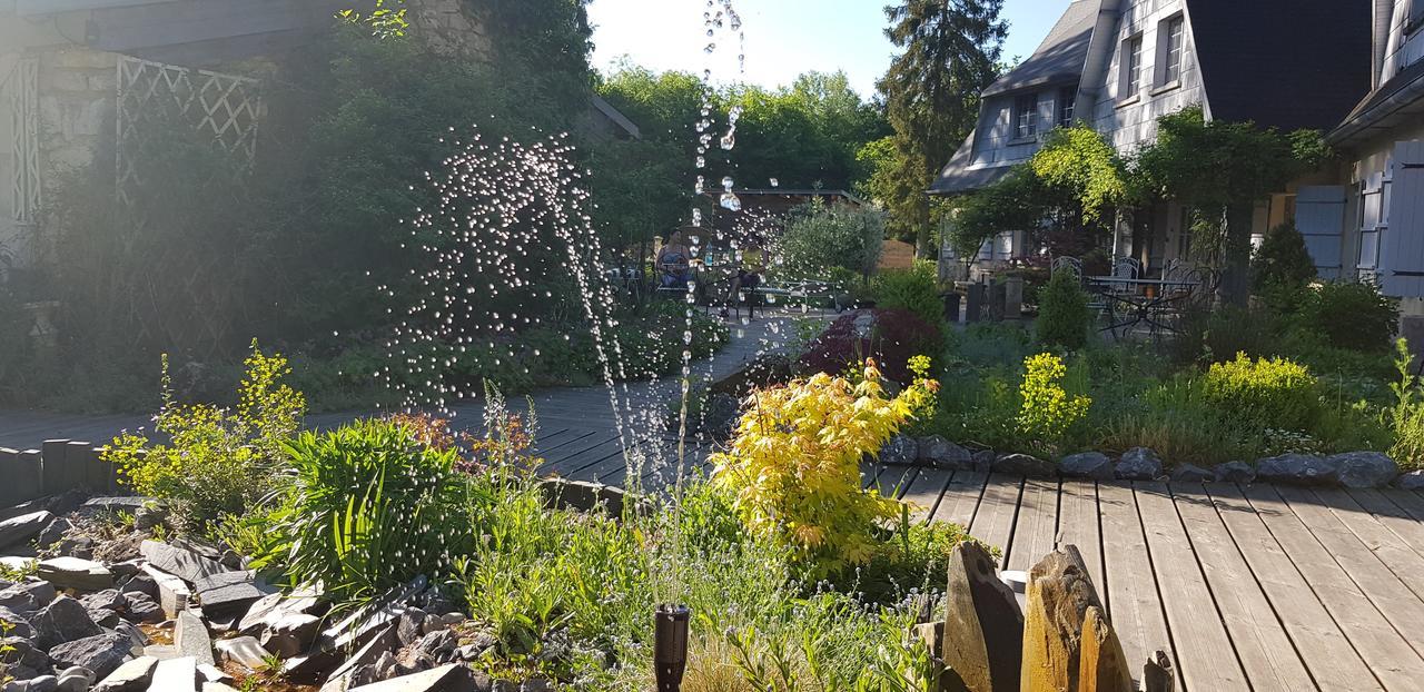 Le Jardin De Saint Jean Bed and Breakfast Exteriör bild