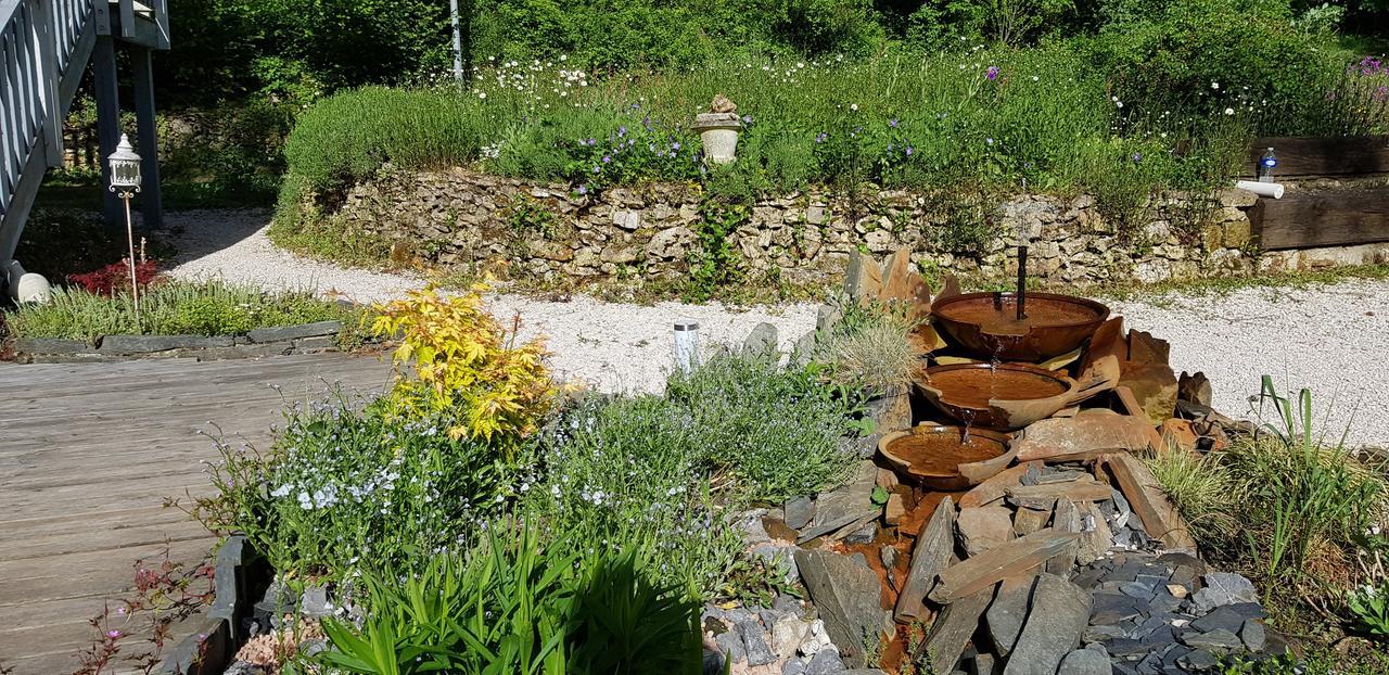 Le Jardin De Saint Jean Bed and Breakfast Exteriör bild